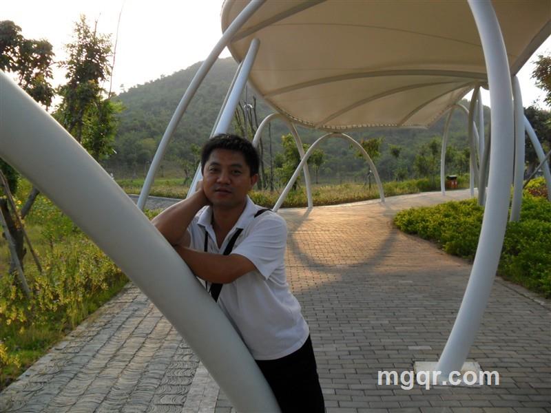 流星雨2012的头像