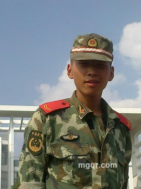 那一抹橄榄绿的头像