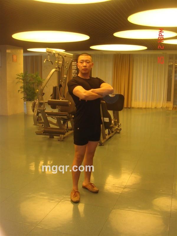 天下无女2的头像