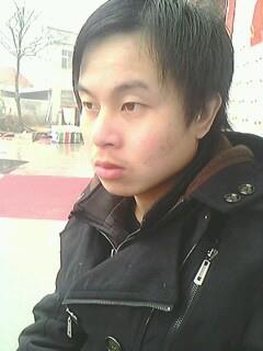 明明是的的头像