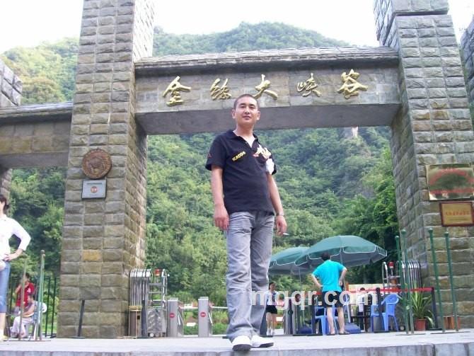 ╭ゝ麦田守望者╮的头像