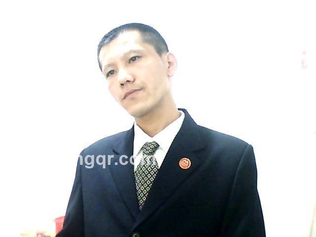 不寻常路的头像