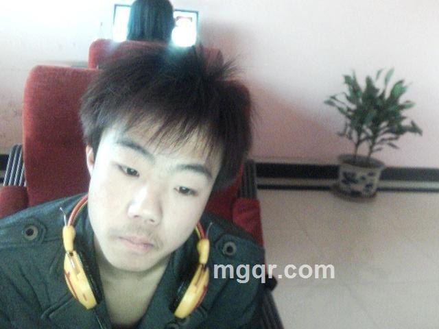 某某某某.某男孩的头像