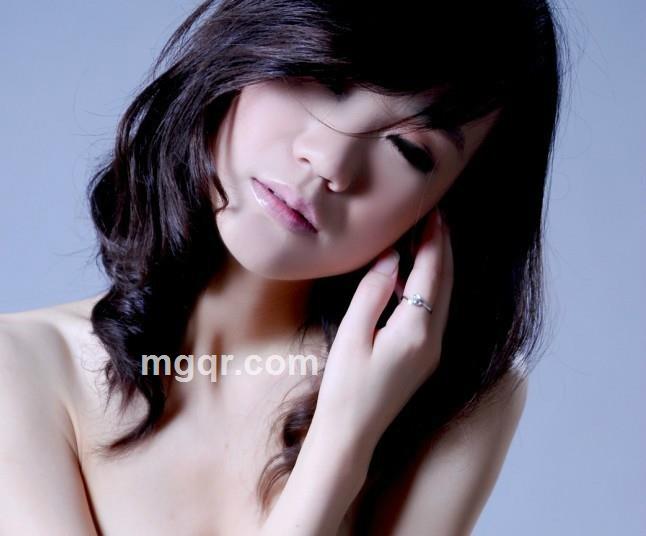 笑容背后的伤的头像