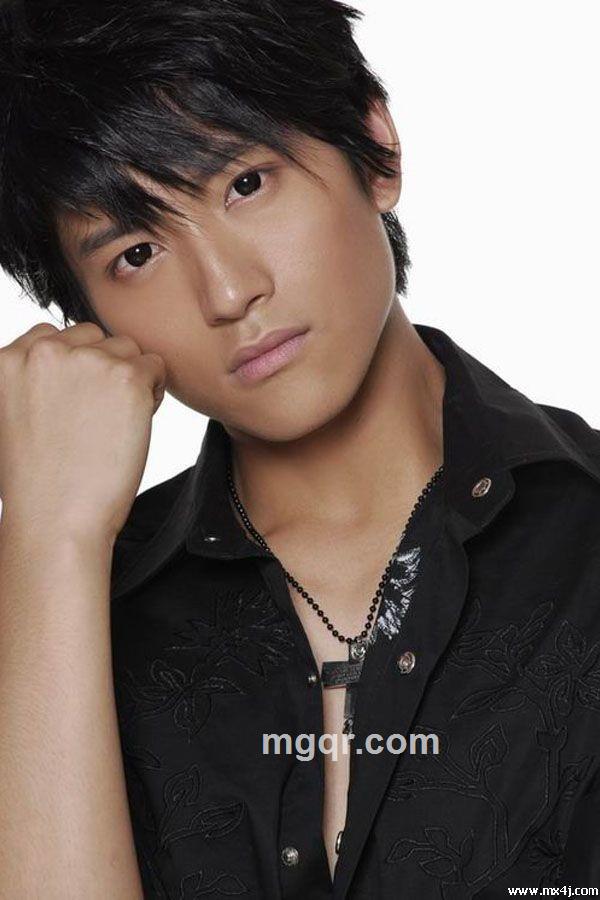 阳光爱雨露的头像