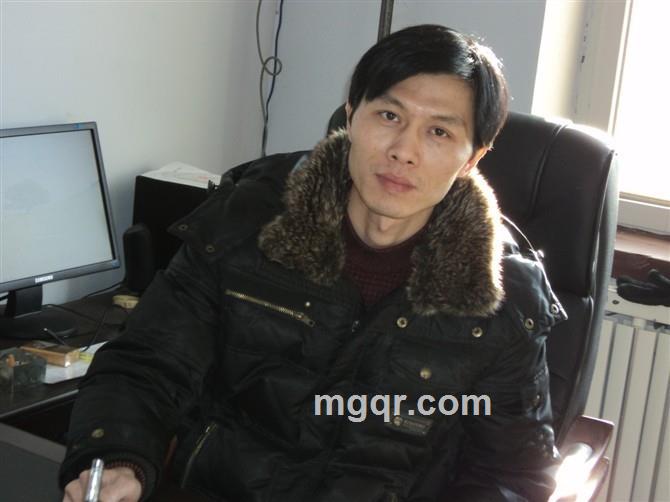 下河摸下的头像