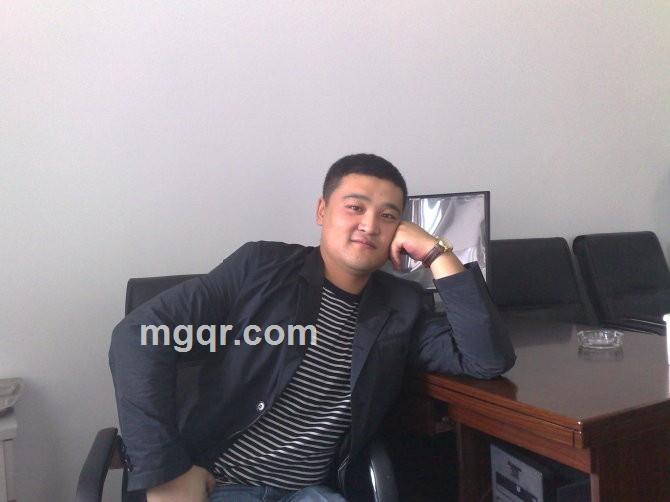 寂寞的男人需要有人陪的头像