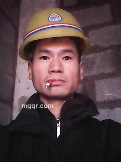 1975一个人的头像