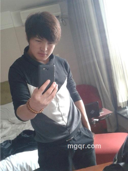 尕让兰加的头像