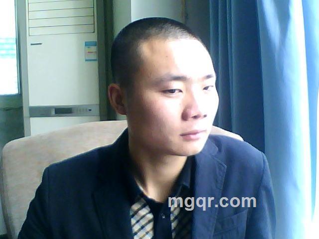 桦鸿鑫辰的头像