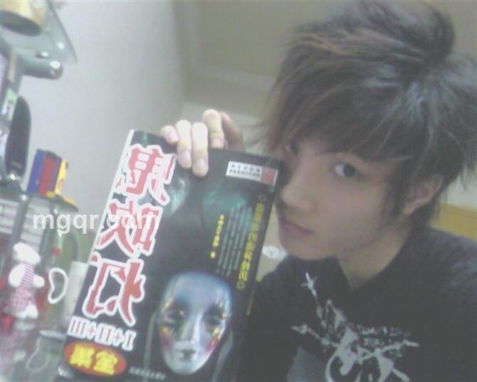 对寂寞就好的头像