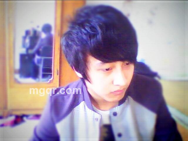 一个很温柔的、小爷们的头像