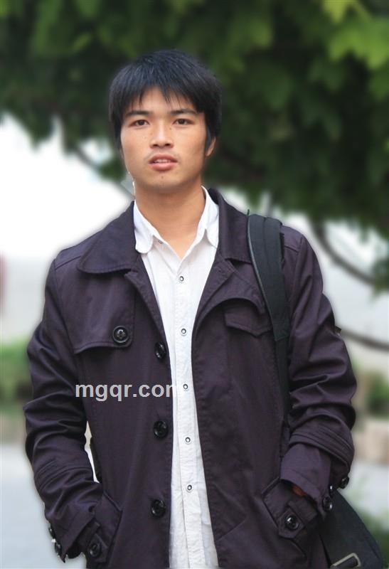 悠悠寸草的头像