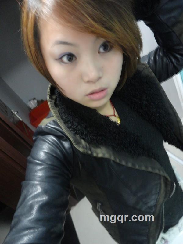 yi个没有气质的女人ヽ的头像