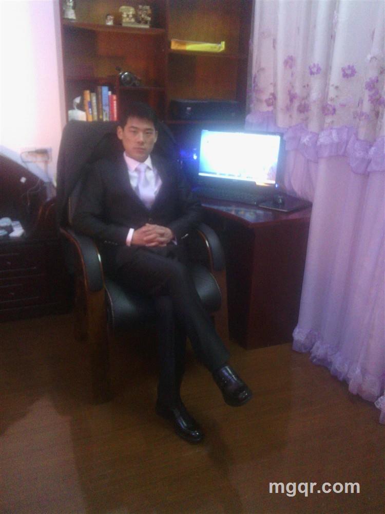 一起快乐350的头像