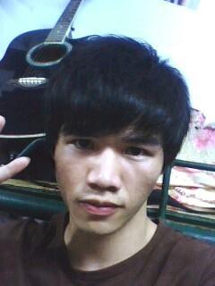 知性男生的头像