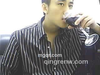 看海男人的头像