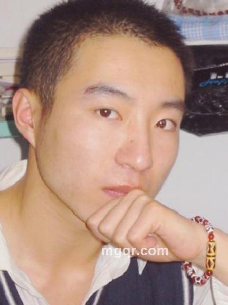 买个春天的头像