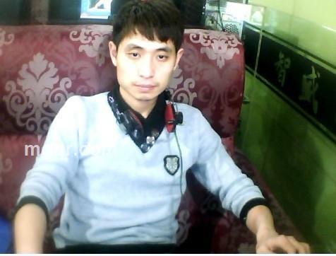 石头一样的男人的头像