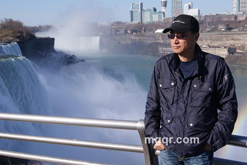 东门色盲的头像