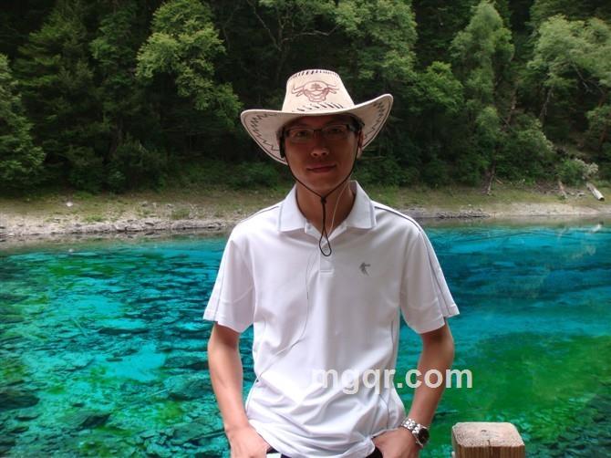 小猪快跑v的头像