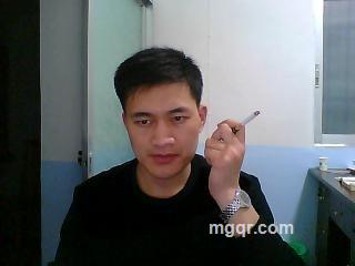 陪你一起看海O的头像