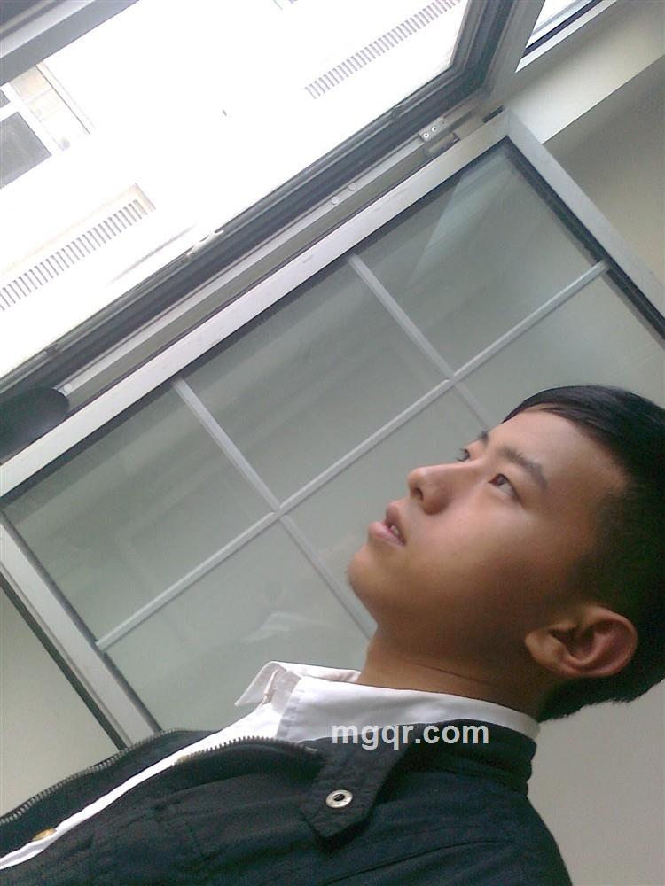 学生男求欲的头像