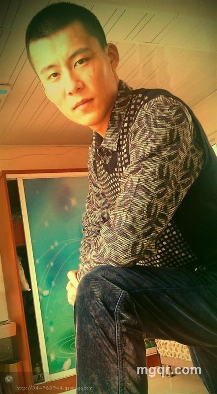 ··男人天空的头像