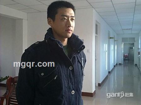 午夜茶与酒的头像