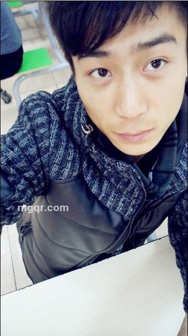 2b 社会,活得要坦荡的头像