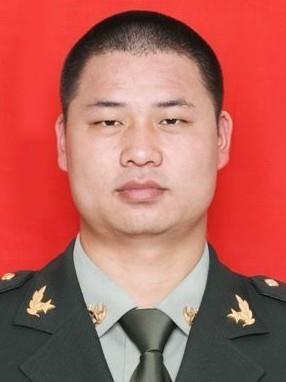 墙外等美人的头像