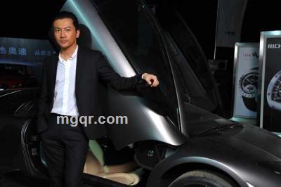 蓝色深情的头像