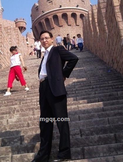 壹零零柒柒贰零玖零事的头像