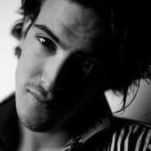 忧郁的眼眸的头像