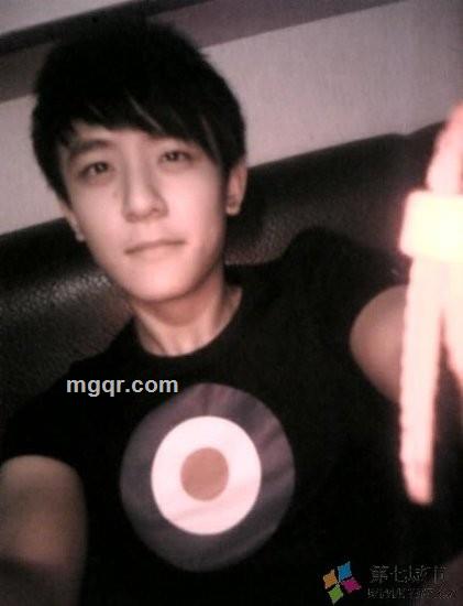 来8及的拥抱的头像