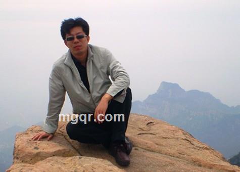 散步的老虎的头像