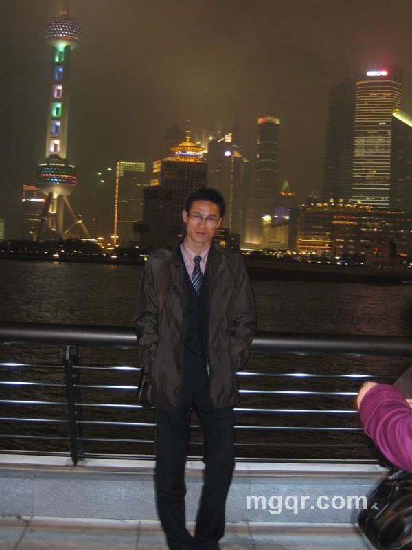 难得浮夸的头像