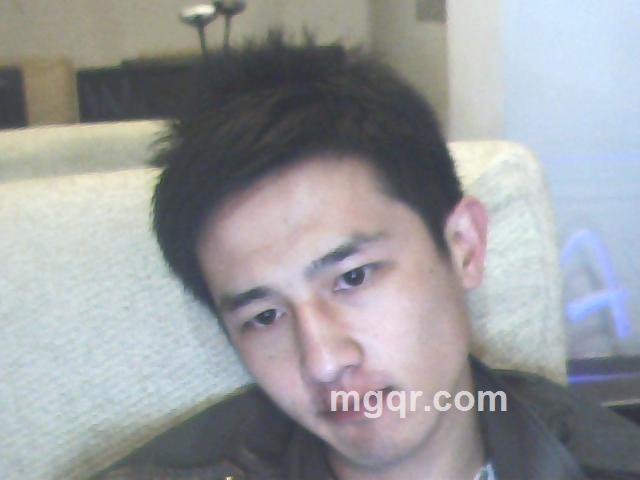 纯黑色禁药的头像