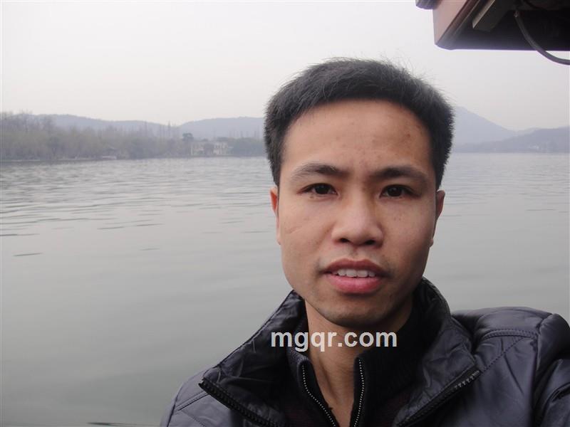 夏天扫雪的头像