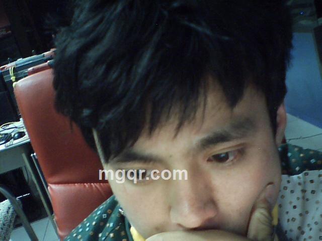 雙眼皮男貹的头像