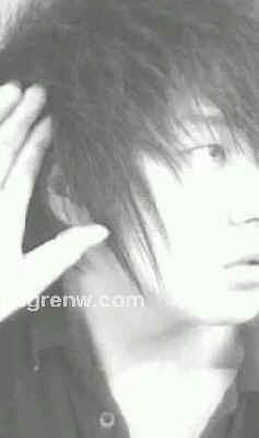 此男^絲襪控''安聘軒的头像