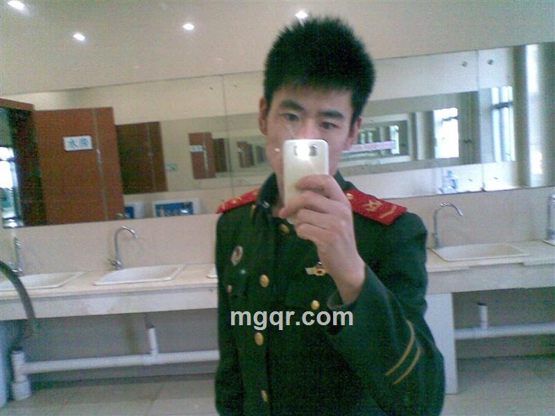 夏雨猛军的头像