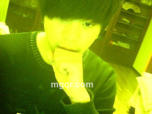 素质帅哥的头像