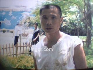 三缺一、的头像