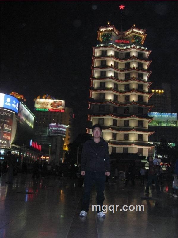 摇摇啊啊的头像