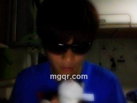 情爱飘飘的头像