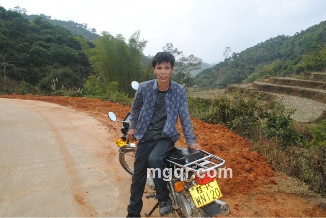 夜梦漂泪的头像