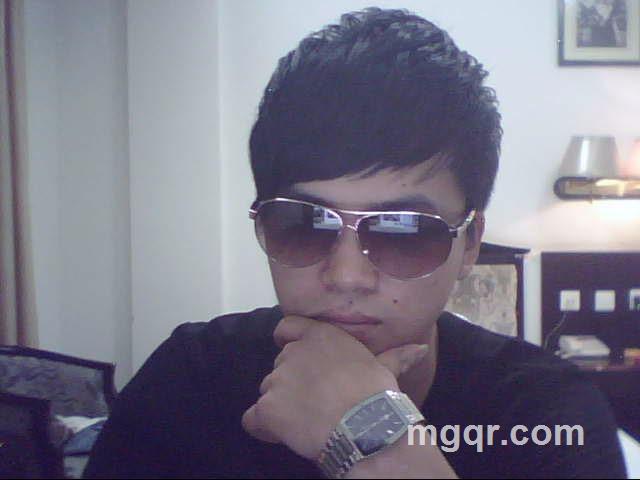 衣柜里的小三的头像