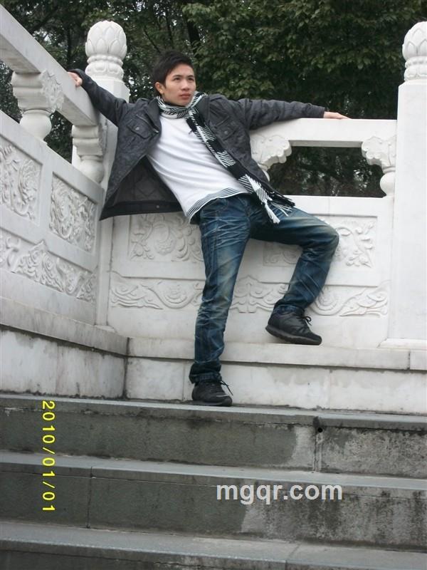 恋上你的齿唇的头像