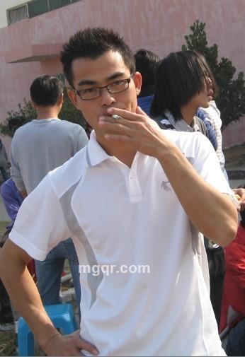 异彩飞扬的头像